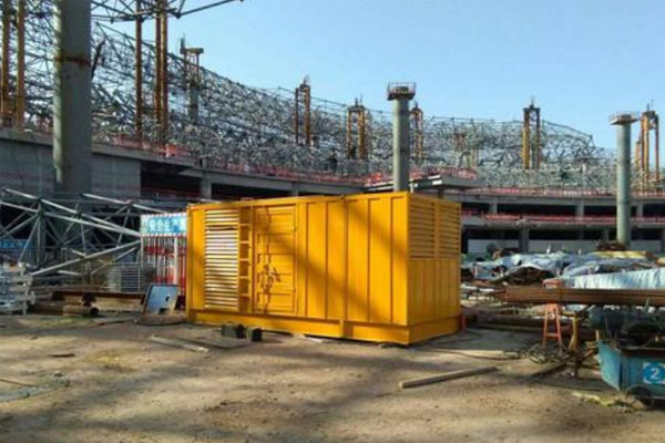 广河发电机出租如何判断空气滤清器是否需要更换？